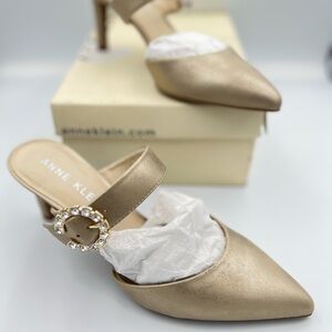 Anne Klein Gold Pointed Toe Heels